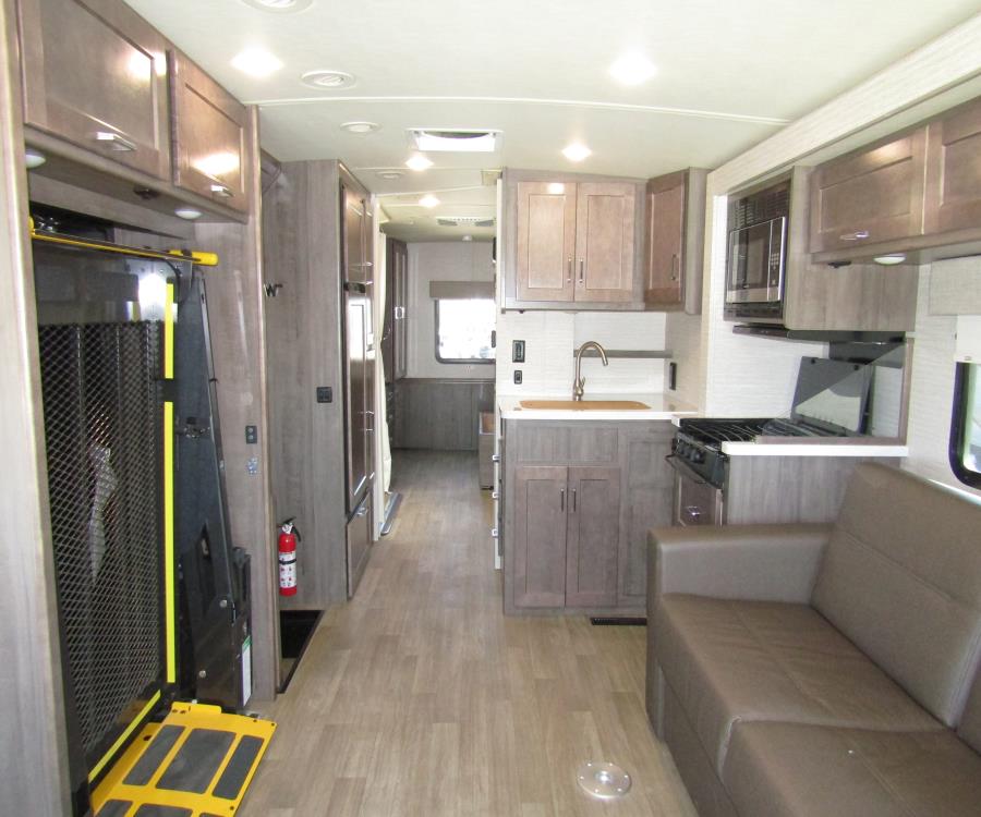 2020 Winnebago ADVENTURER