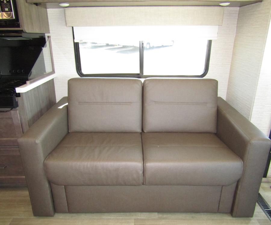 2020 Winnebago ADVENTURER
